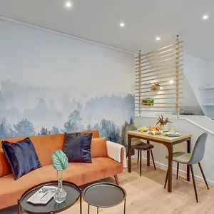 Well Decorated One Bedroom Aprtment In Heat Of Paris, Short Walk To Palais Garnier , Paris